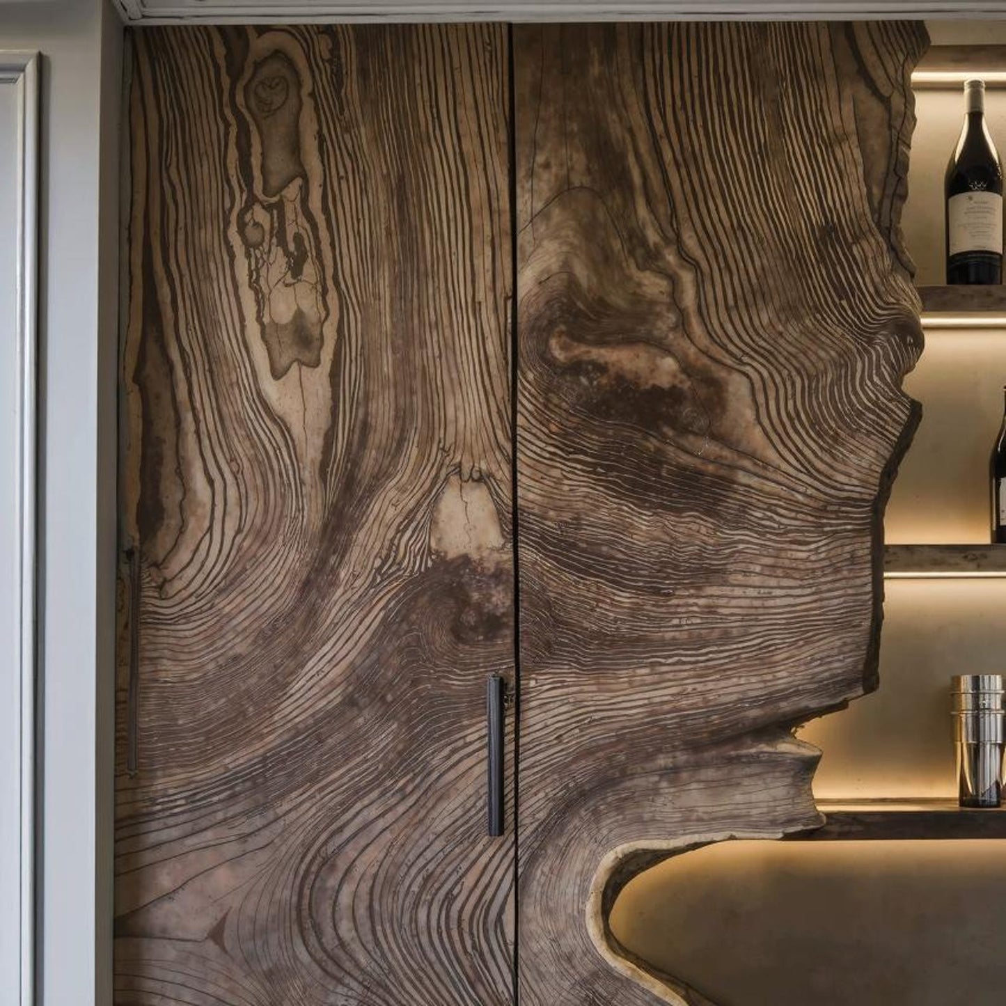 Modern Bar Cabinet With Wine Storage For Dining Room